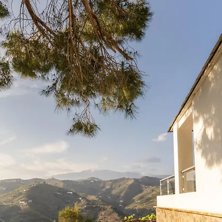 Holiday home Jacinto Sayalonga